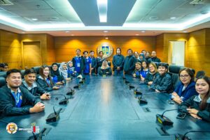 DDB DONATES LAPTOP TO CIO DURING BENCHMARKING ACTIVITY