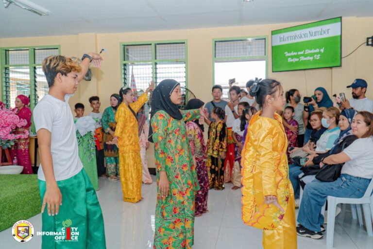 ISABELA CITY, SENATOR PADILLA INAUGURATE NEW MULTIPURPOSE BUILDING FOR BADJAO SCHOOL AND TAMPALAN