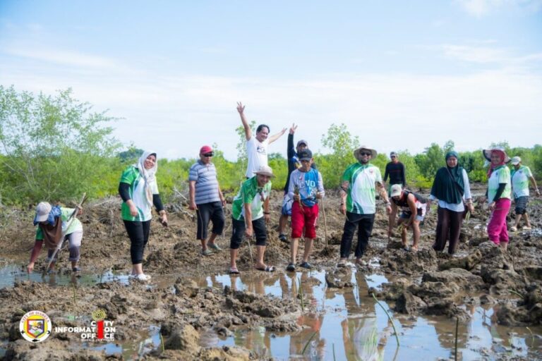 CITY COOPERATIVE OFFICE LEADS COASTAL CLEAN-UP AND MANGROVE PLANTING IN ISABELA CITY