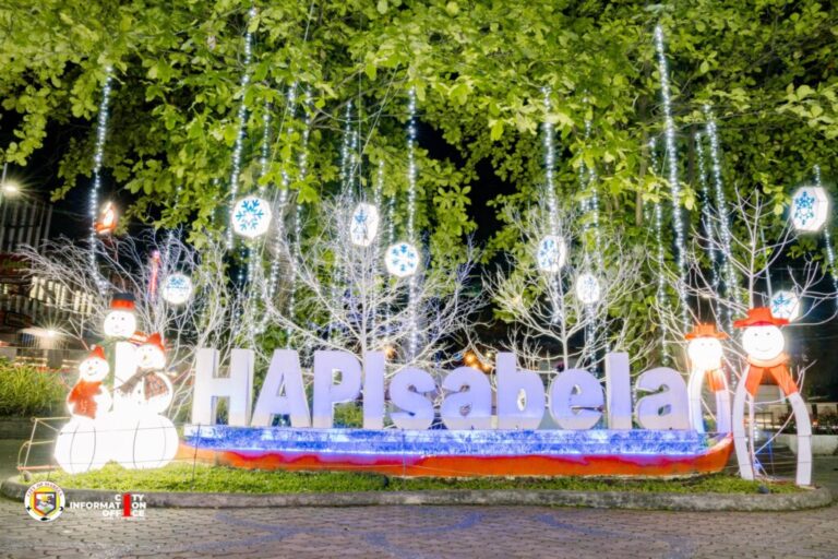 ISABELA CITY SPARKLES WITH ALUMBRA CHRISTMAS LIGHTS 2025