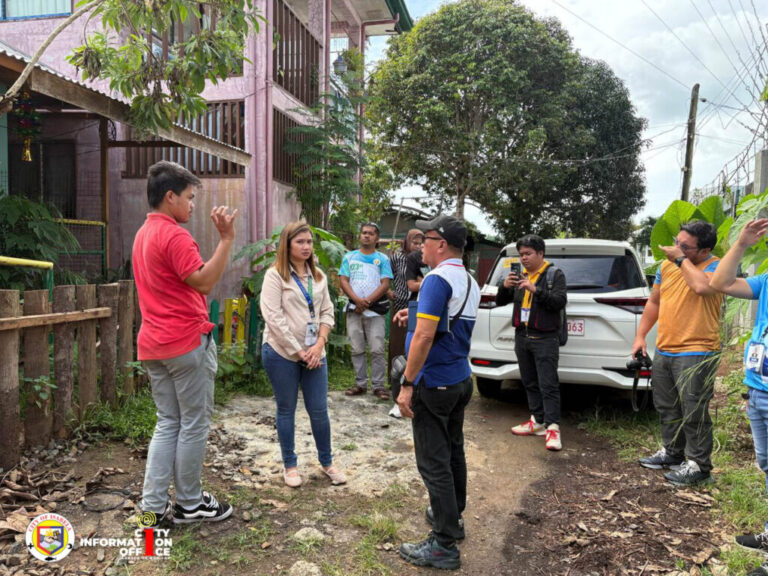 DILG IX INSPECTS SGLGIF-FUNDED ACQUISITIONS OF RK-FM RADIO STATION
