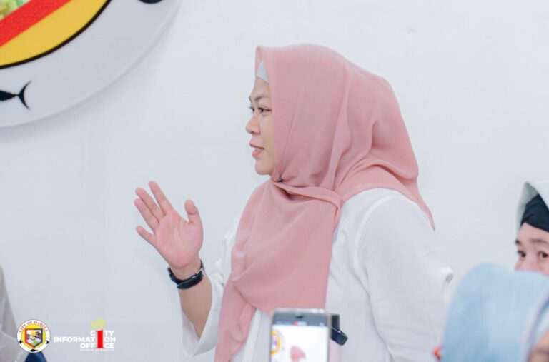 LOCAL COUNCIL ON WOMEN HOLDS 4TH QUARTER MEETING
