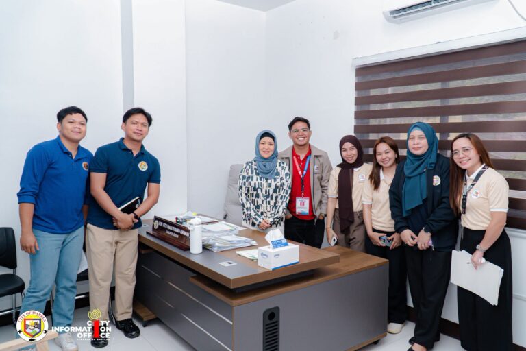 DSWD-SWADT ISABELA DISCUSES UPLIFT AND AICS IMPLEMENTATION WITH MAYOR DADAH