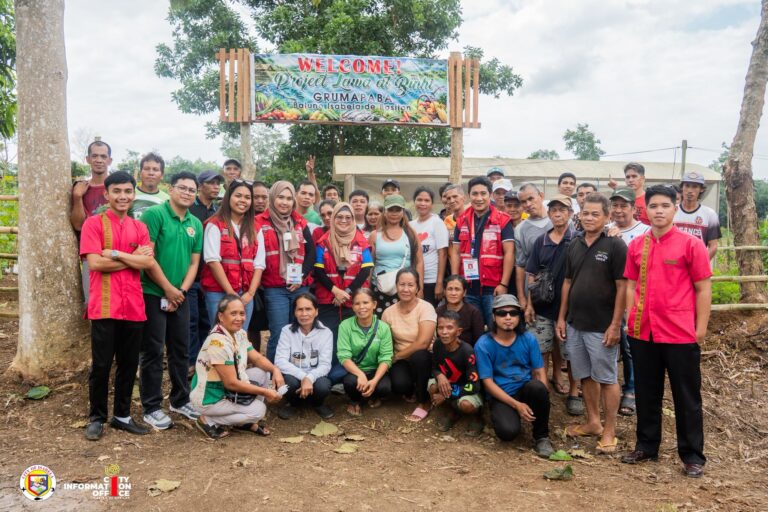 DSWD NAG-ABOT NG CASH FOR WORK/TRAINING PAYOUT SA 100 MAGSASAKA SA LUNGSOD NG ISABELA